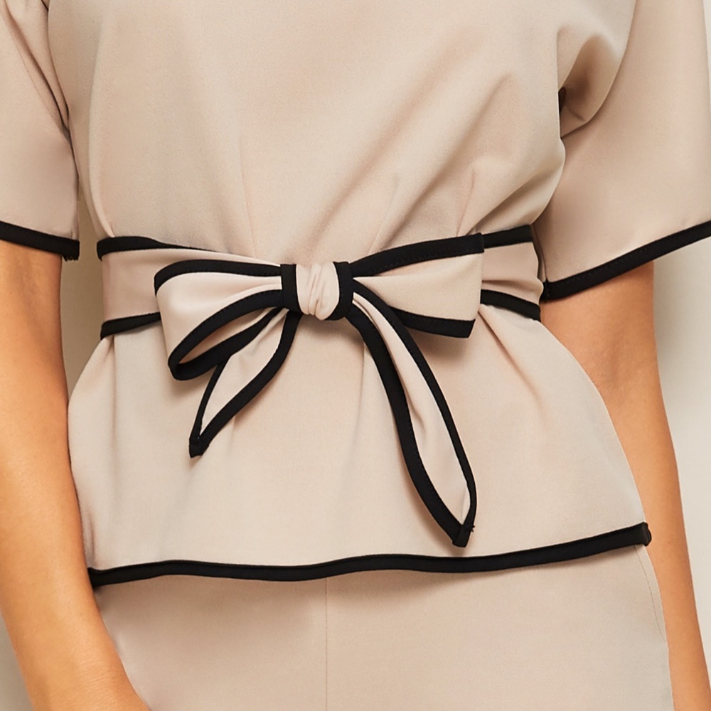Contrast Trim 2 Piece Belted Pants Suit - Picture 4 of 9